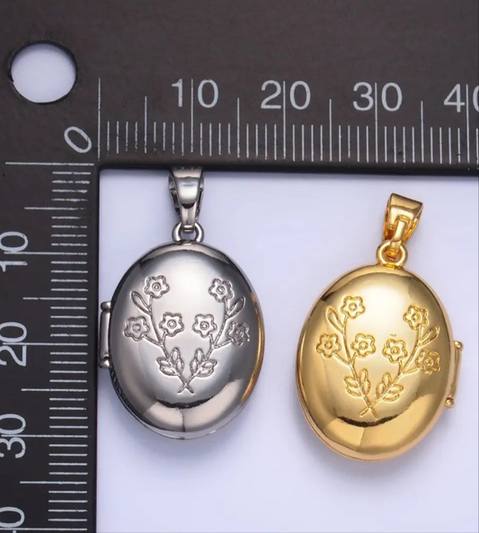 Engraved Floral Oval Locket Pendant